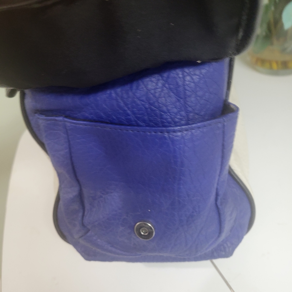 NEW Condition genuine leather blue and white shoulder bag braided leather strap - Picture 9 of 13